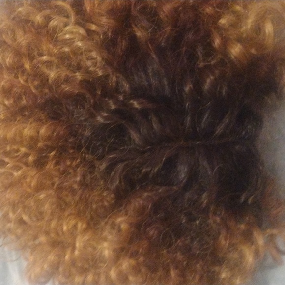 Foxy Lady Curly Ombre C Side Part Wig - Picture 7 of 10